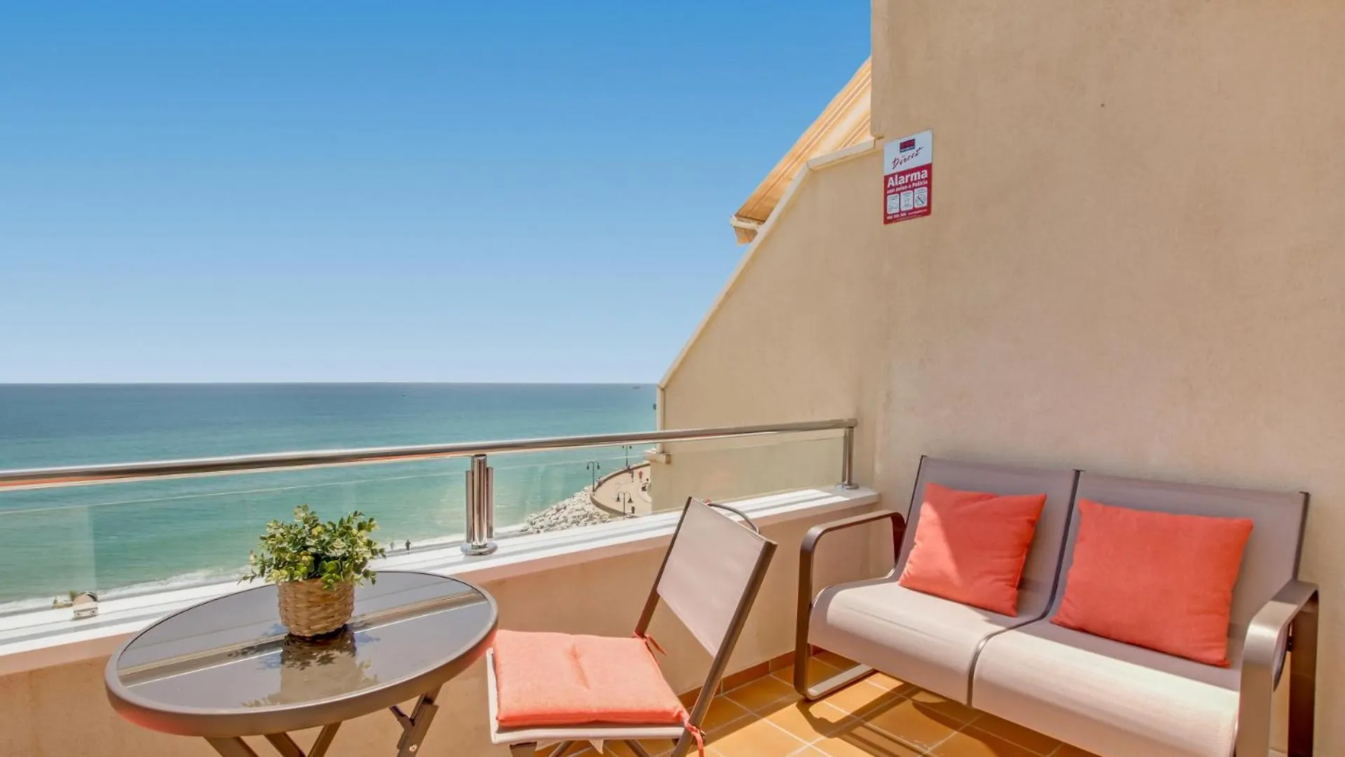 Suite Eden Torremolinos contacts