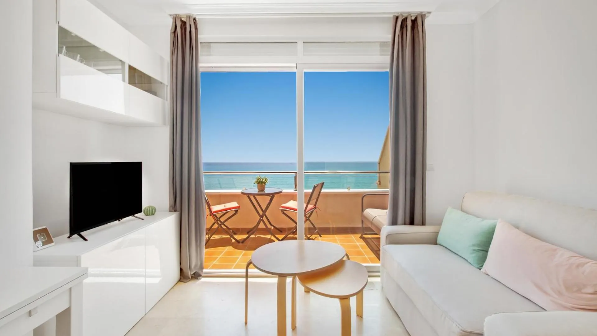 Apartment Suite Eden Torremolinos Spain
